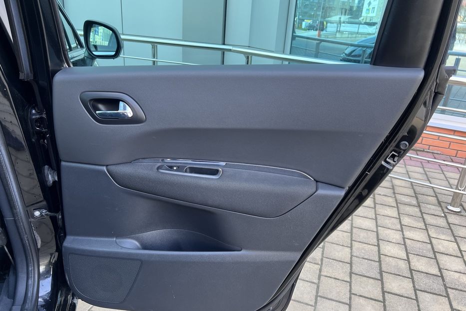 Продам Peugeot 5008 7mest PANORAMA R17 2010 года в Тернополе