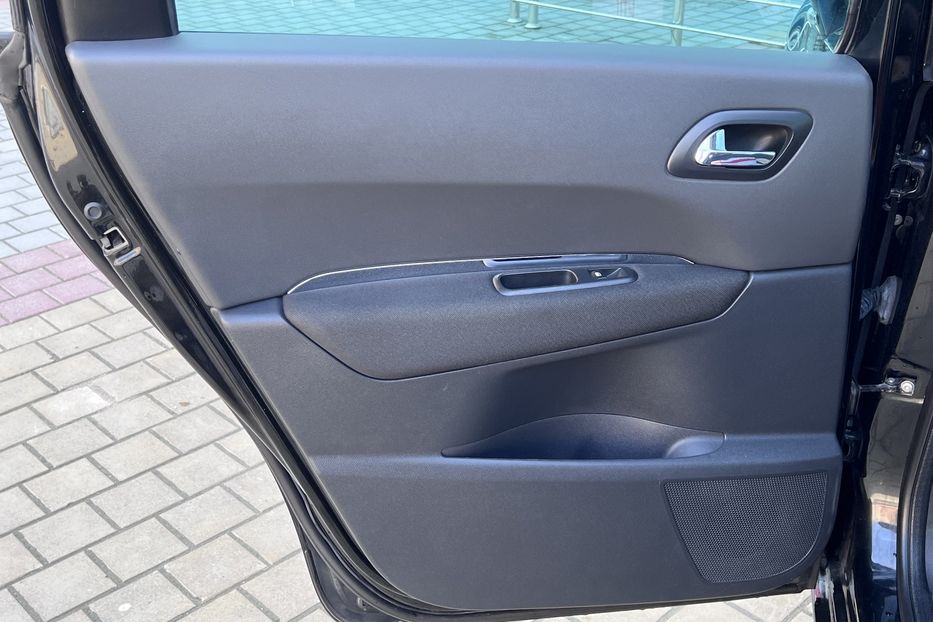 Продам Peugeot 5008 7mest PANORAMA R17 2010 года в Тернополе