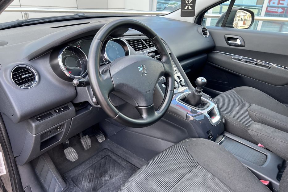 Продам Peugeot 5008 7mest PANORAMA R17 2010 года в Тернополе