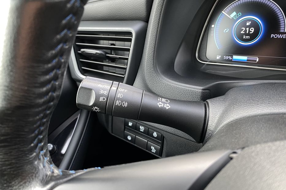 Продам Nissan Leaf 62кВтПдгрівсидінКермаКамера360 2020 года в Львове