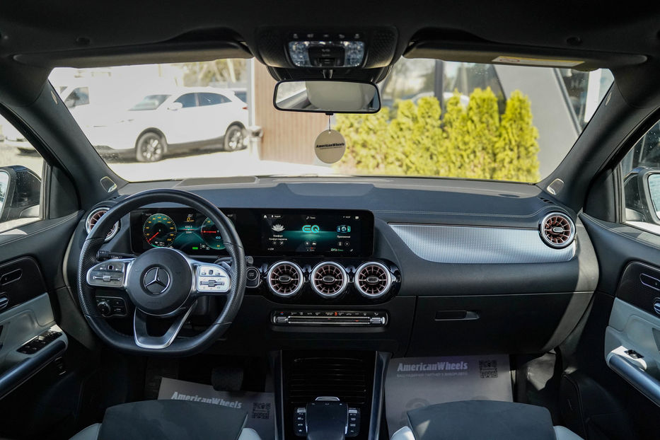 Продам Mercedes-Benz 300 EQA 300 4Matic 2021 года в Черновцах