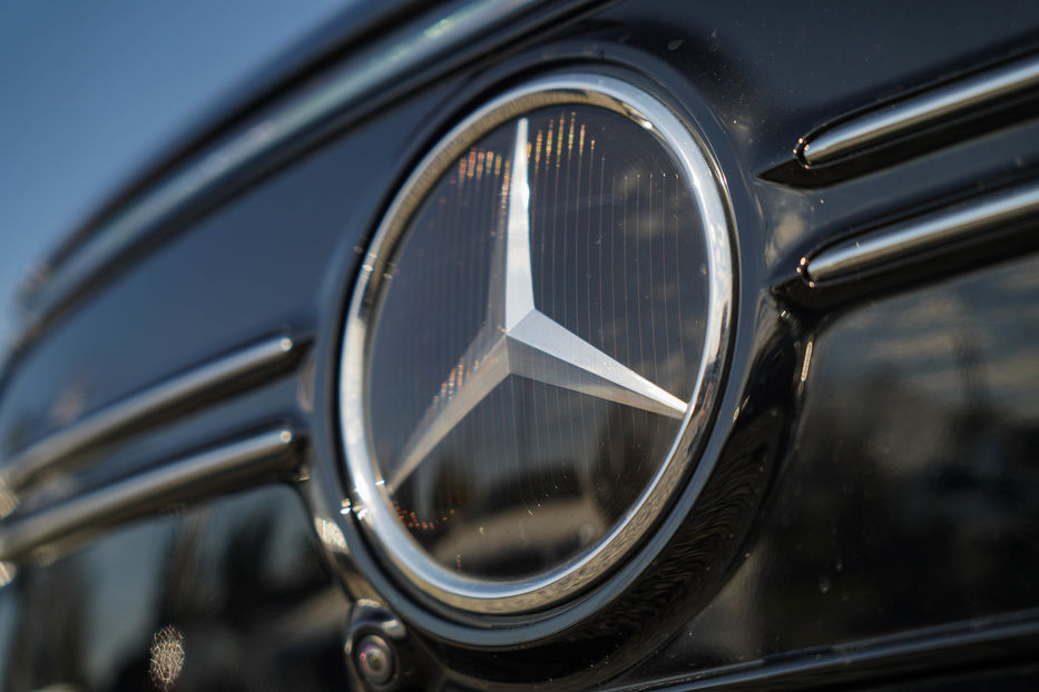 Продам Mercedes-Benz 300 EQA 300 4Matic 2021 года в Черновцах