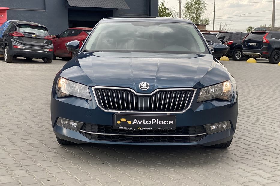 Продам Skoda Superb 2018 года в Луцке