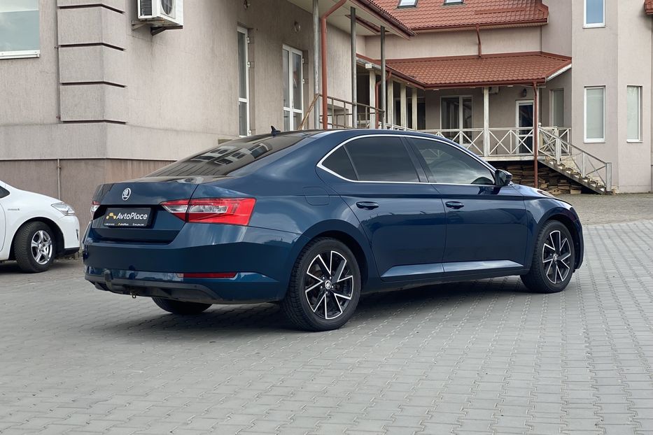 Продам Skoda Superb 2018 года в Луцке