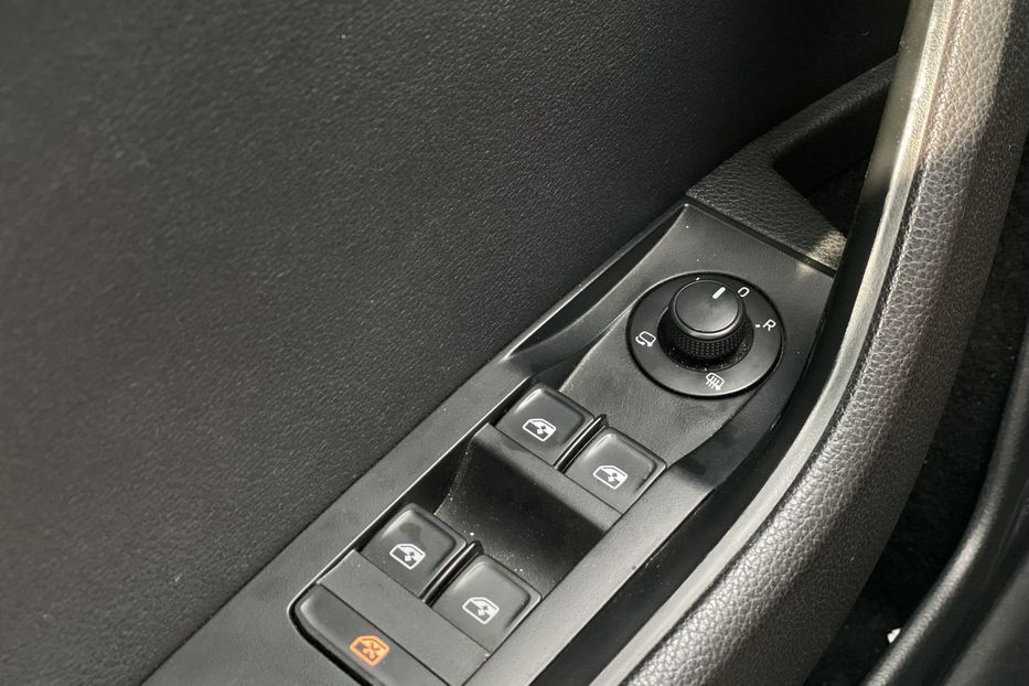 Продам Skoda Superb 2018 года в Луцке