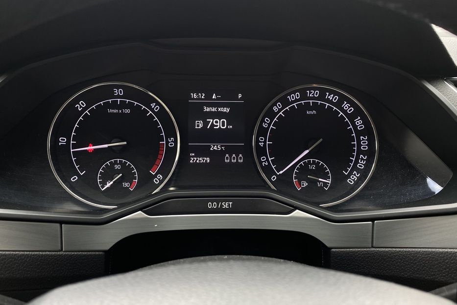 Продам Skoda Superb 2018 года в Луцке