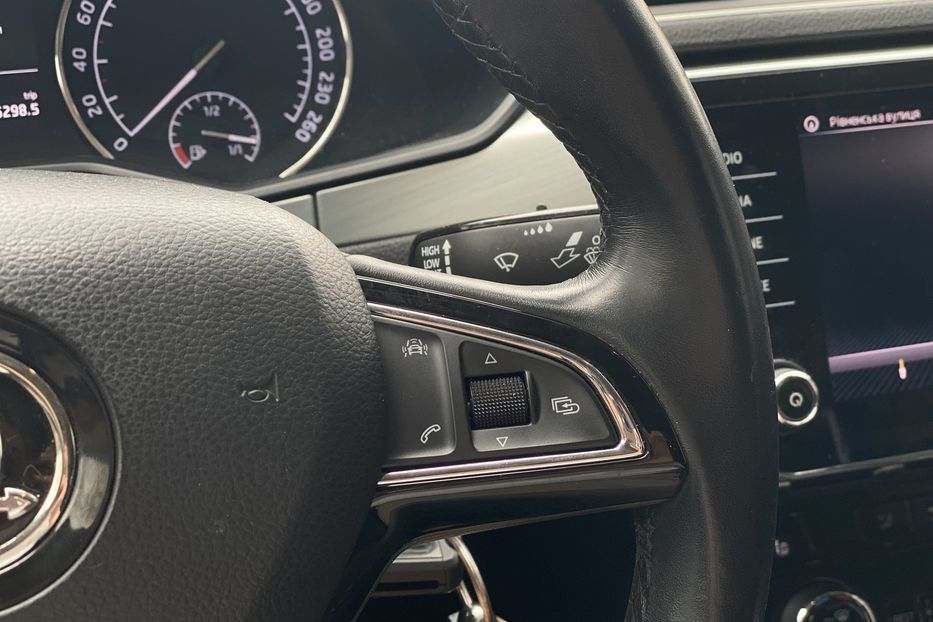 Продам Skoda Superb 2018 года в Луцке