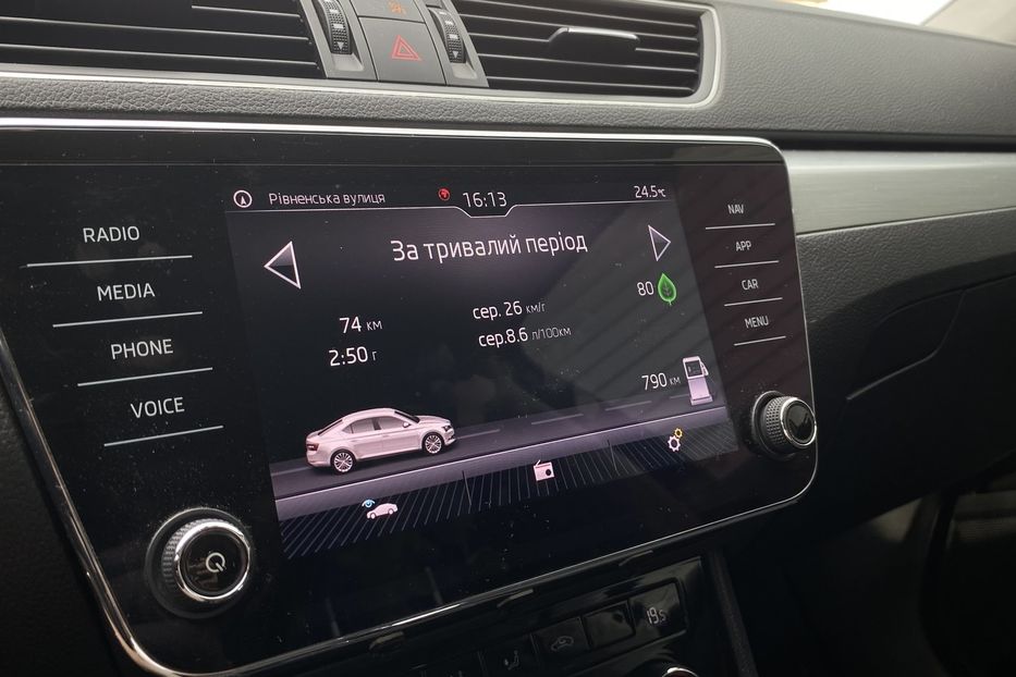 Продам Skoda Superb 2018 года в Луцке