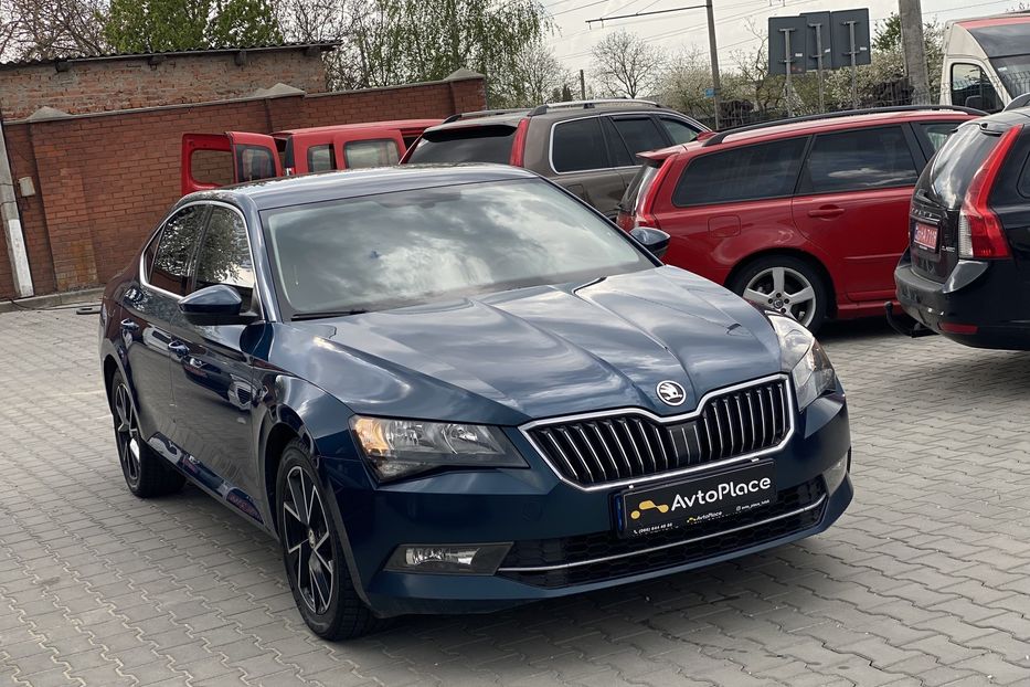 Продам Skoda Superb 2018 года в Луцке