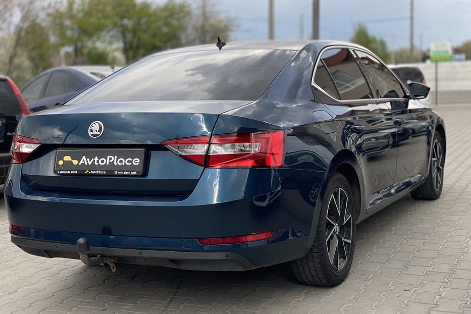 Продам Skoda Superb 2018 года в Луцке