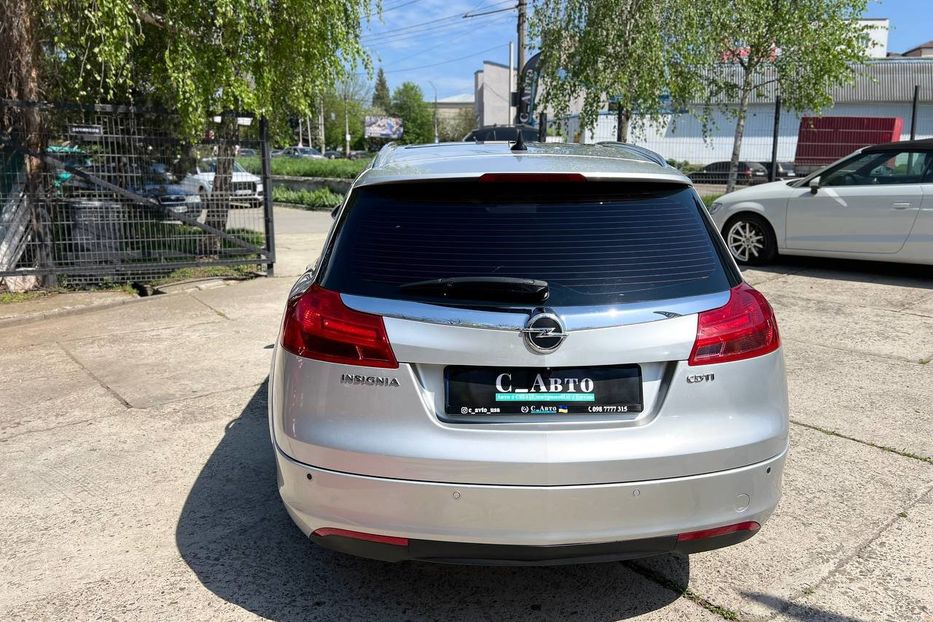 Продам Opel Insignia 2010 года в Черновцах