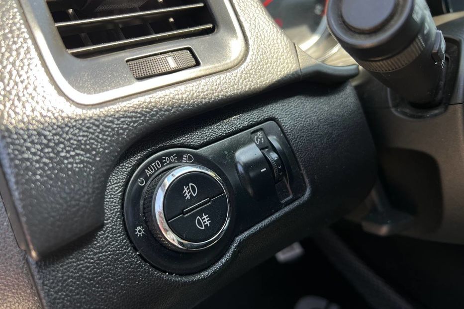 Продам Opel Insignia 2010 года в Черновцах