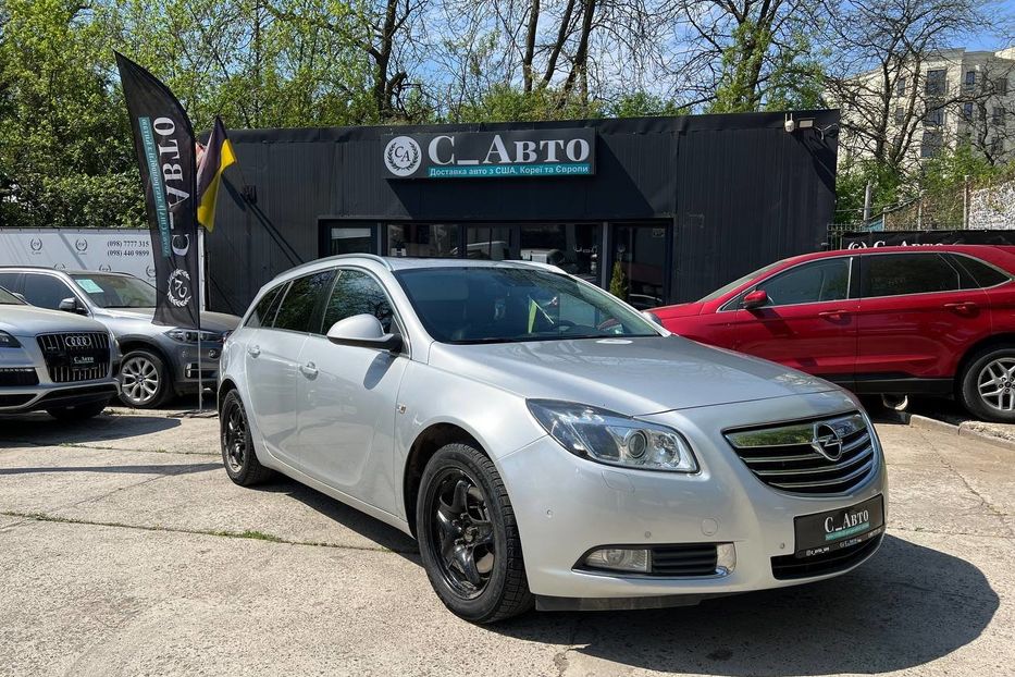 Продам Opel Insignia 2010 года в Черновцах