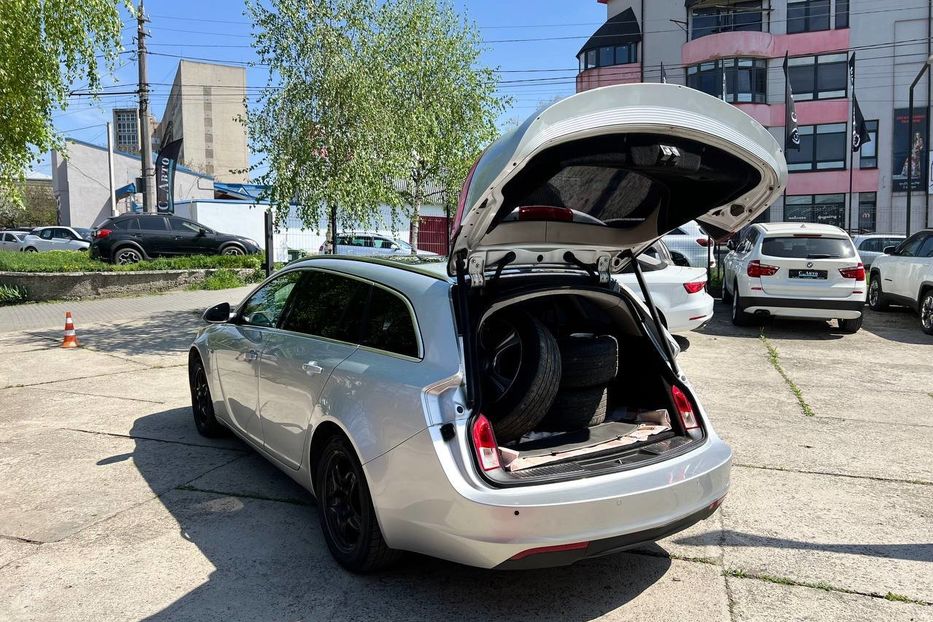 Продам Opel Insignia 2010 года в Черновцах