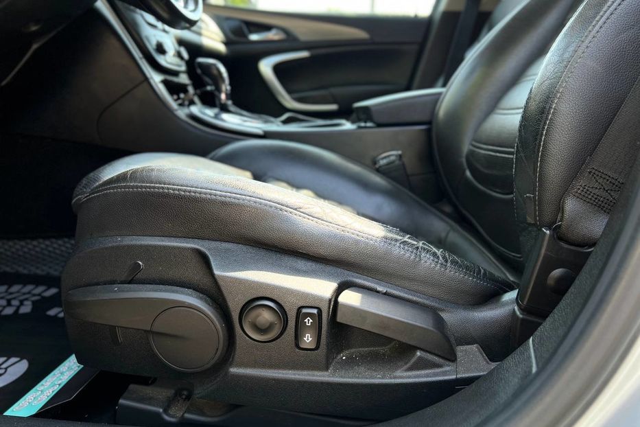 Продам Opel Insignia 2010 года в Черновцах