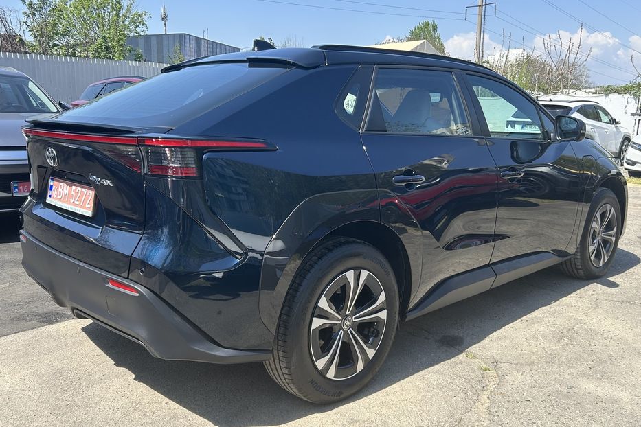 Продам Toyota Rav 4 BZ4X 4 WD PR0+ 2023 года в Одессе