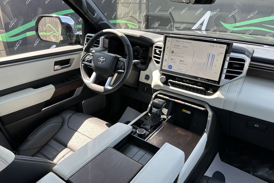 Продам Toyota Sequoia CAPSTONE  2023 года в Киеве