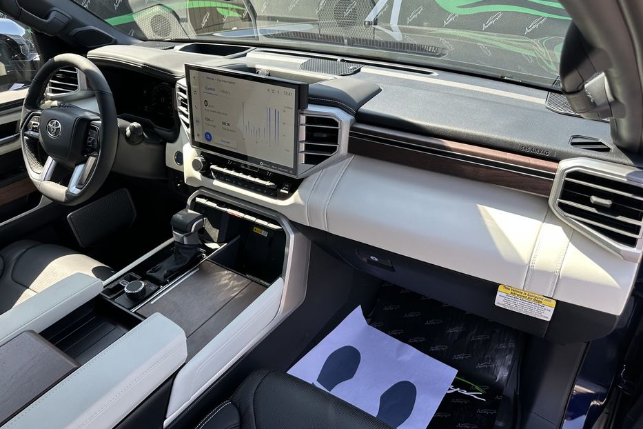 Продам Toyota Sequoia CAPSTONE  2023 года в Киеве