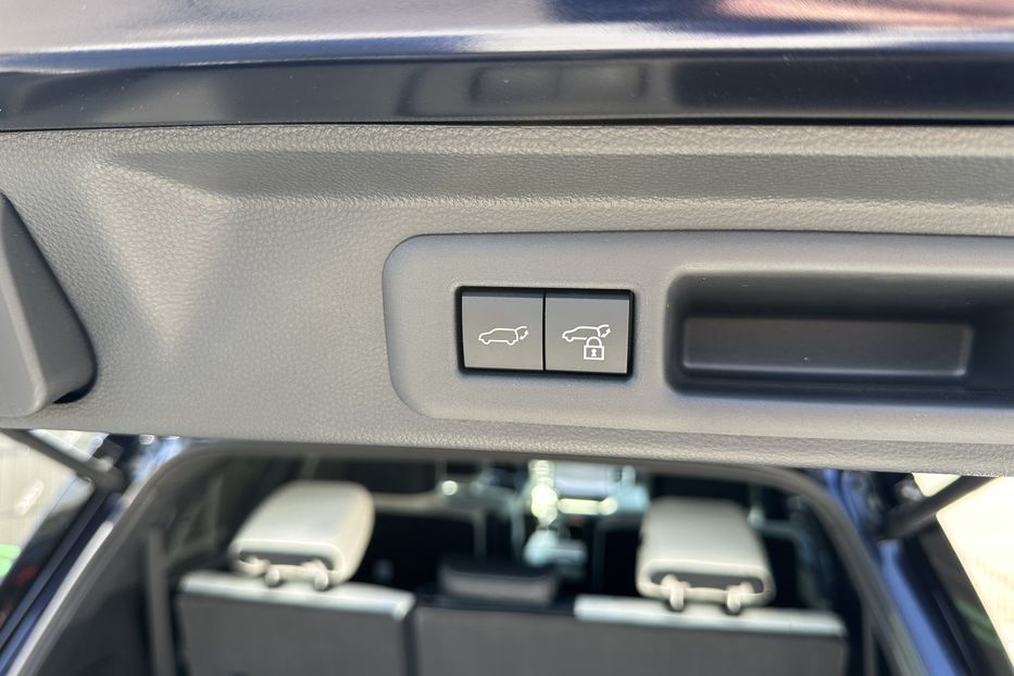 Продам Toyota Sequoia CAPSTONE  2023 года в Киеве