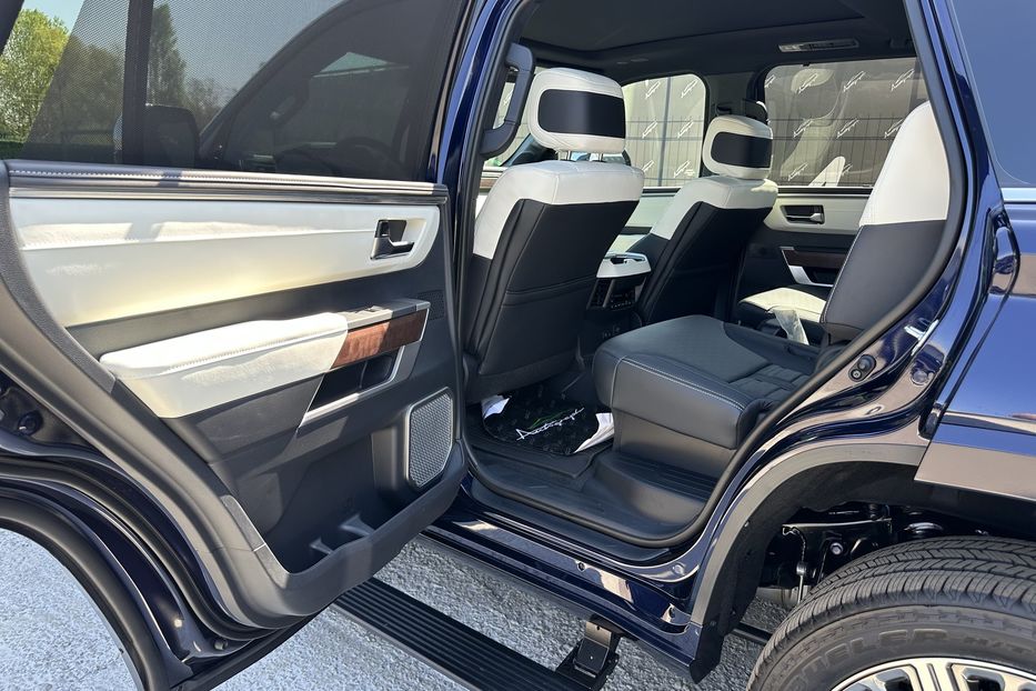 Продам Toyota Sequoia CAPSTONE  2023 года в Киеве
