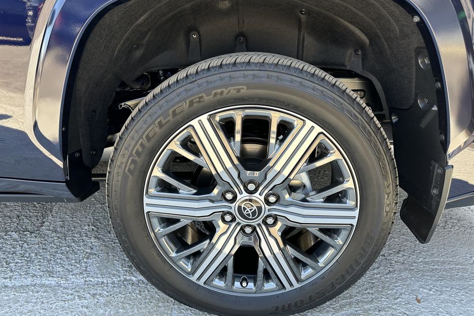 Продам Toyota Sequoia CAPSTONE  2023 года в Киеве