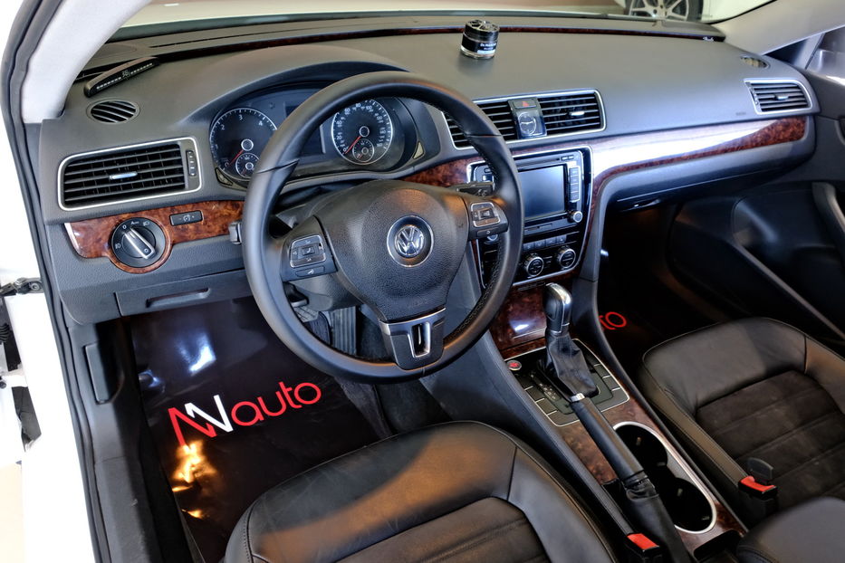 Продам Volkswagen Passat B7 NMS 2014 года в Одессе