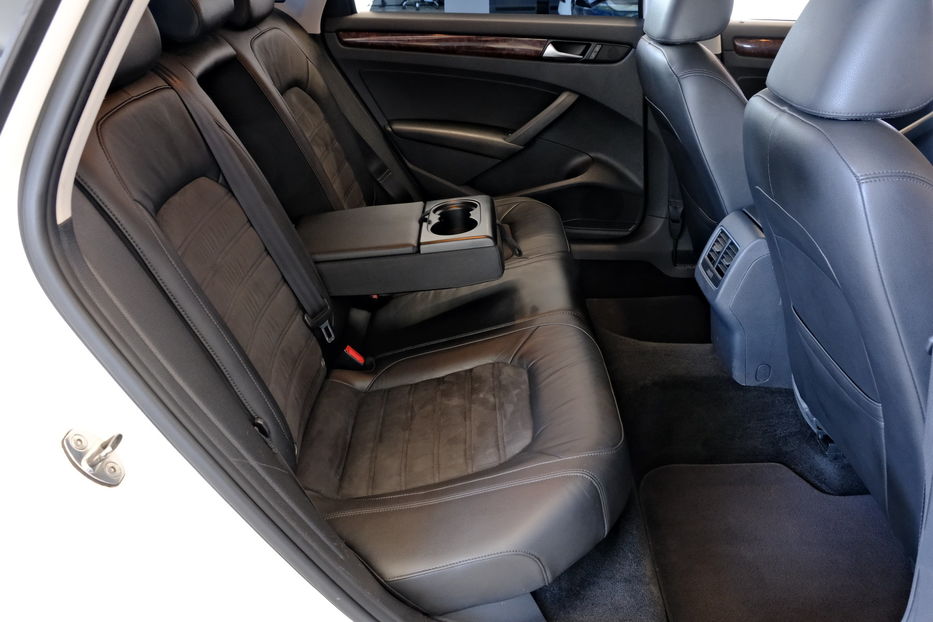 Продам Volkswagen Passat B7 NMS 2014 года в Одессе