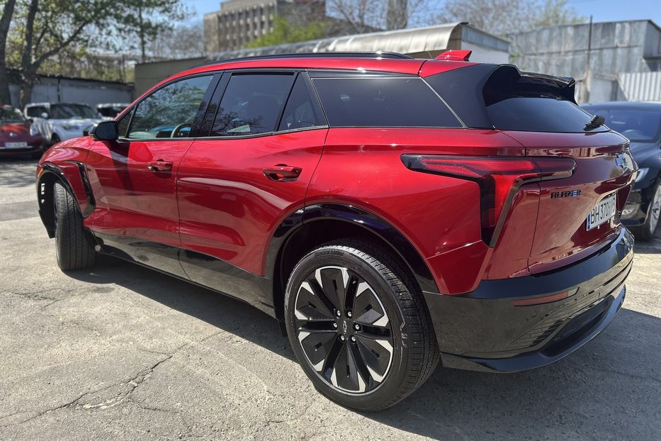 Продам Chevrolet Blazer EV RS 4WD 2024 года в Одессе