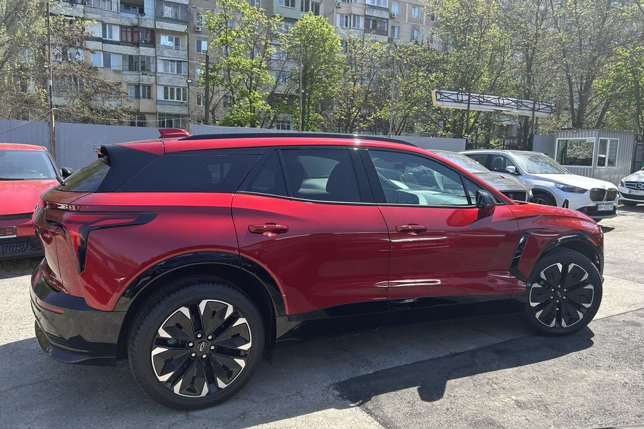 Продам Chevrolet Blazer EV RS 4WD 2024 года в Одессе