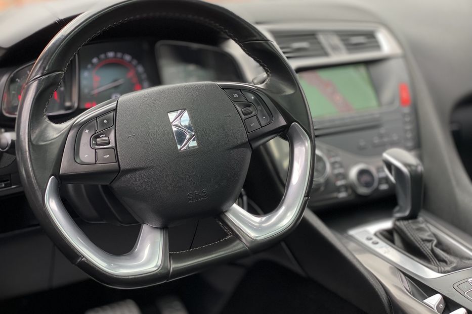 Продам Citroen DS5 2013 года в Луцке