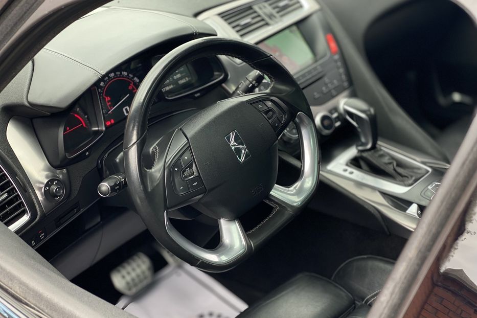 Продам Citroen DS5 2013 года в Луцке