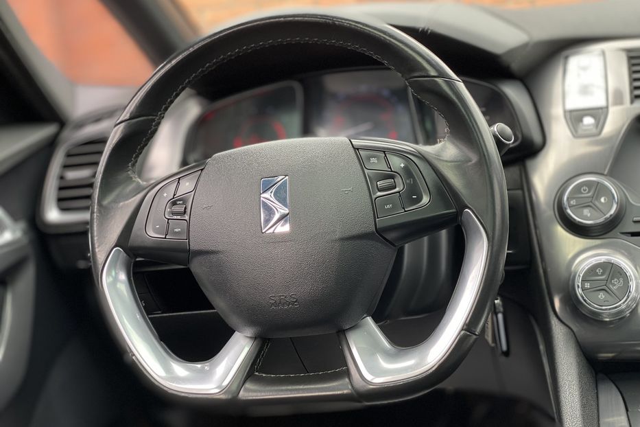 Продам Citroen DS5 2013 года в Луцке