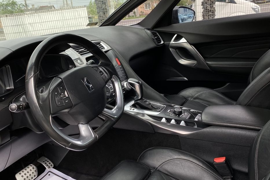 Продам Citroen DS5 2013 года в Луцке