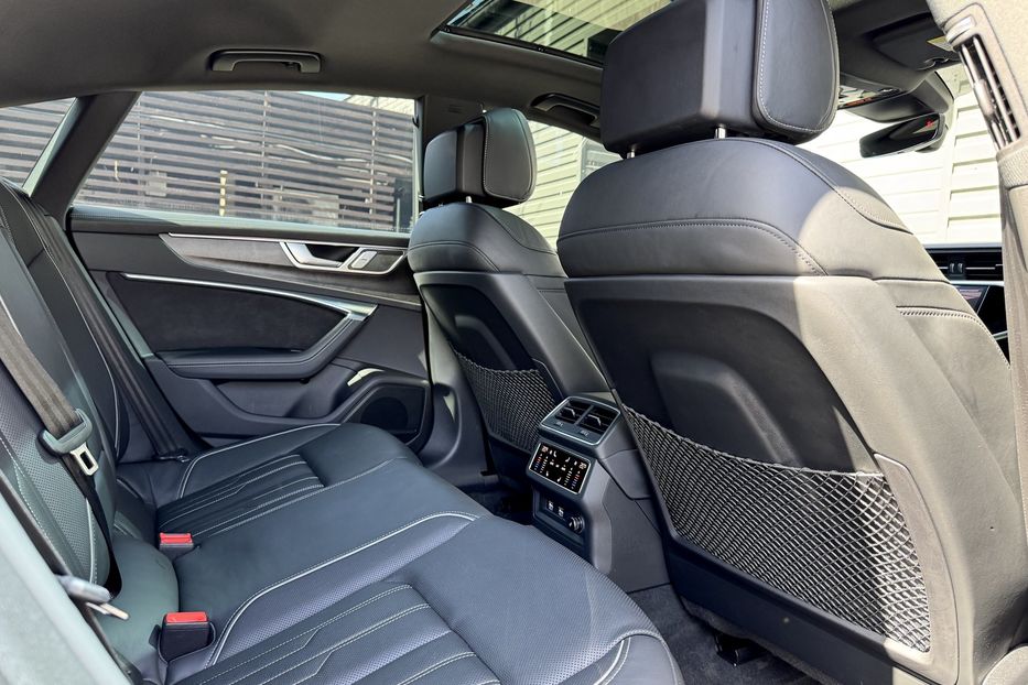 Продам Audi A7 55 TFSI S-Line Quattro  2019 года в Киеве