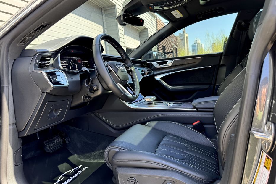 Продам Audi A7 55 TFSI S-Line Quattro  2019 года в Киеве
