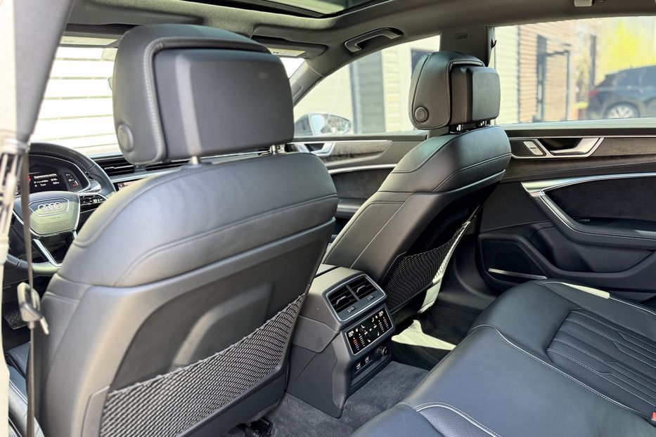 Продам Audi A7 55 TFSI S-Line Quattro  2019 года в Киеве