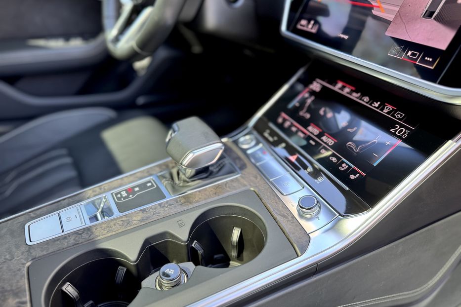 Продам Audi A7 55 TFSI S-Line Quattro  2019 года в Киеве