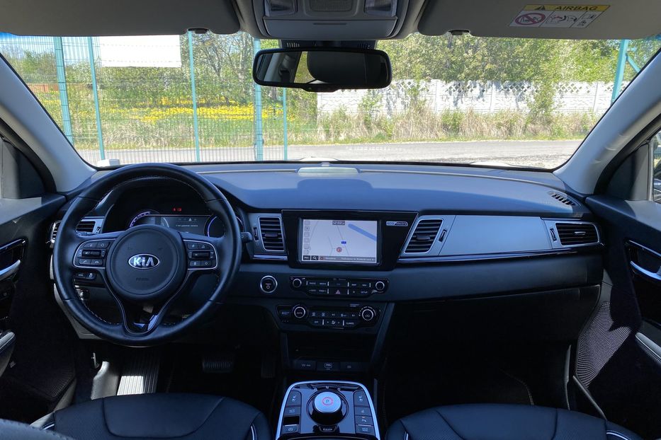 Продам Kia Niro 64kWhМакс.Prestige. РЕЗЕРВ. 2020 года в Львове
