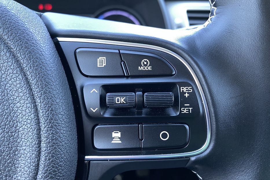 Продам Kia Niro 64kWhМакс.Prestige. РЕЗЕРВ. 2020 года в Львове