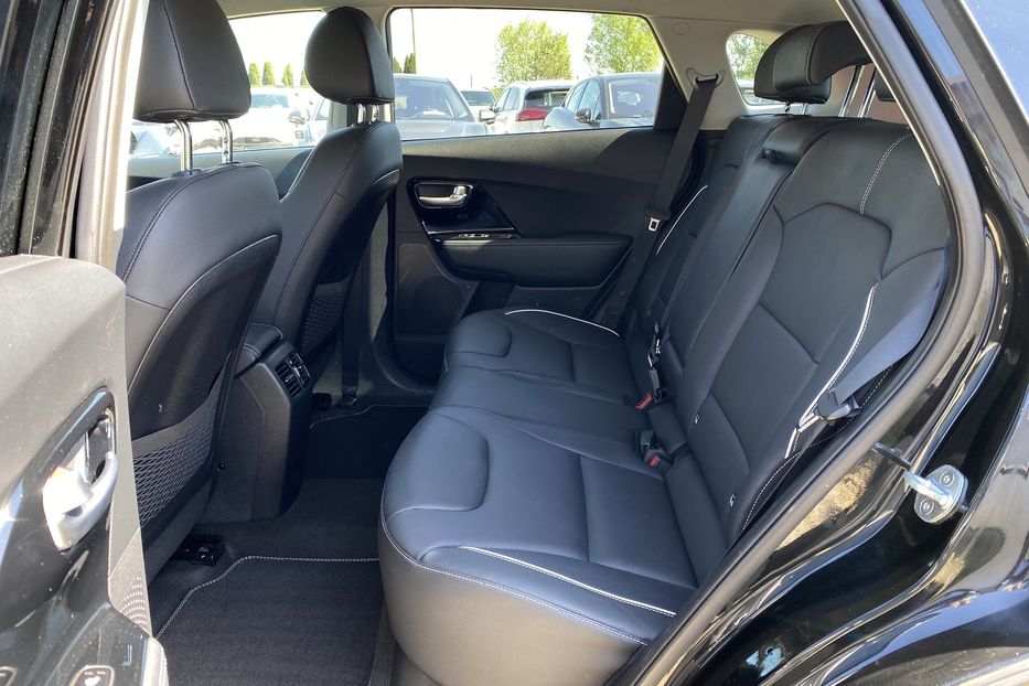Продам Kia Niro 64kWhМакс.Prestige. РЕЗЕРВ. 2020 года в Львове