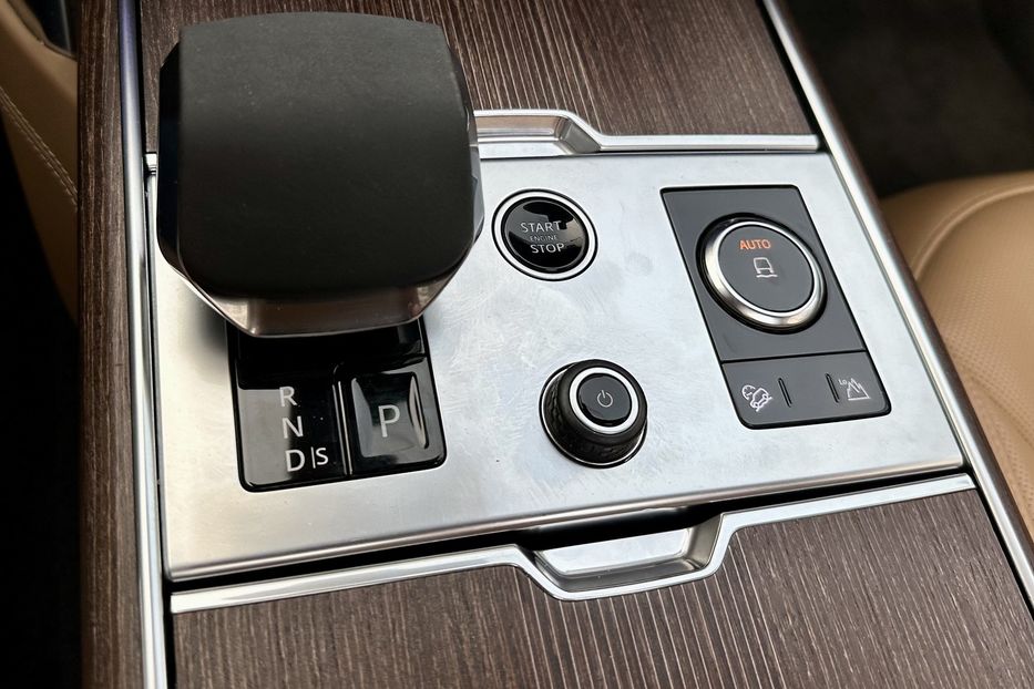 Продам Land Rover Range Rover Autobiography D350 2022 года в Киеве