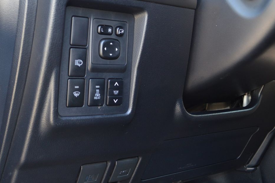 Продам Toyota Land Cruiser Prado 2012 года в Одессе