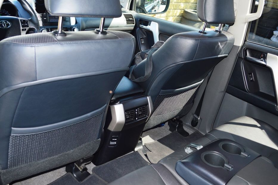 Продам Toyota Land Cruiser Prado 2012 года в Одессе