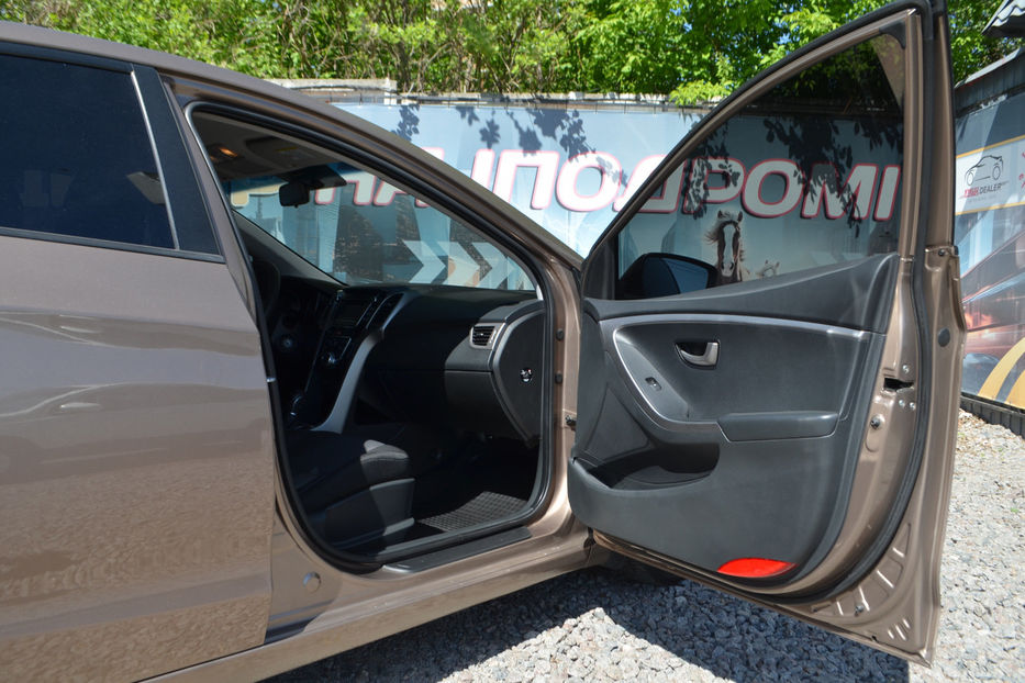 Продам Hyundai i30  2012 года в Киеве