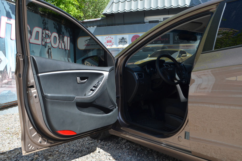 Продам Hyundai i30  2012 года в Киеве