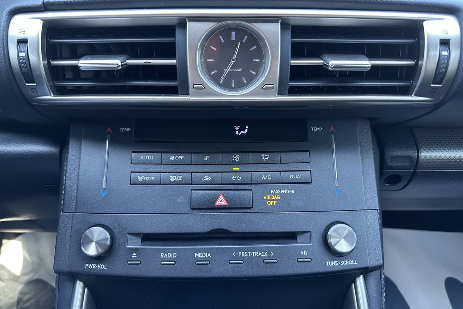 Продам Lexus IS 250 Fsport 2015 года в Киеве