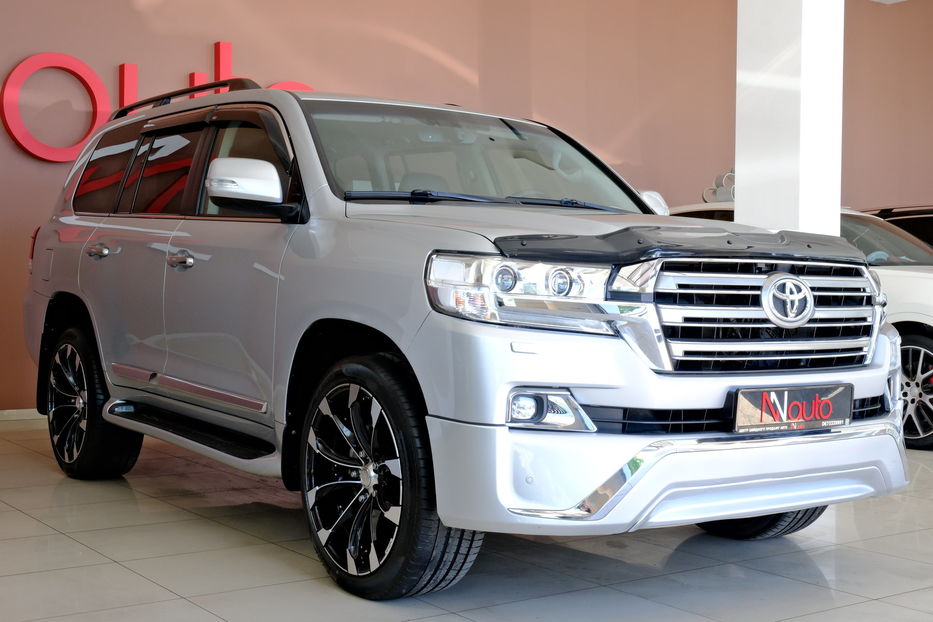 Продам Toyota Land Cruiser 200 2018 года в Одессе