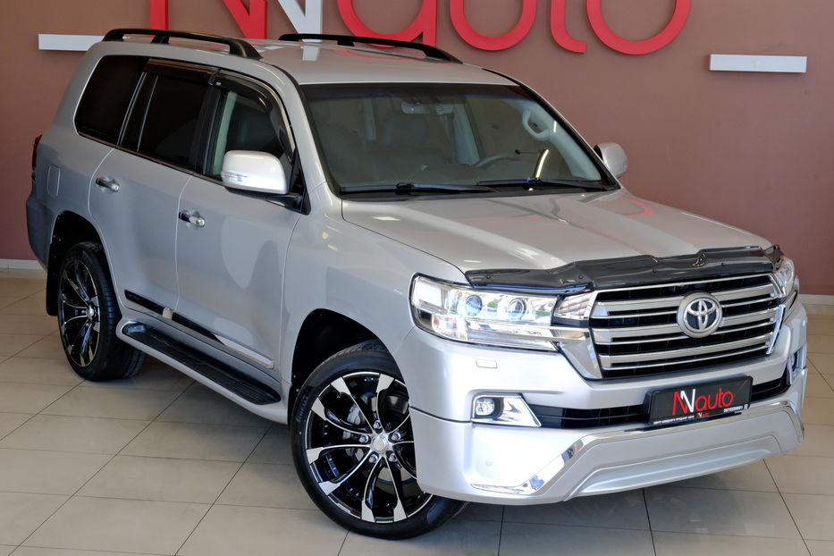 Продам Toyota Land Cruiser 200 2018 года в Одессе