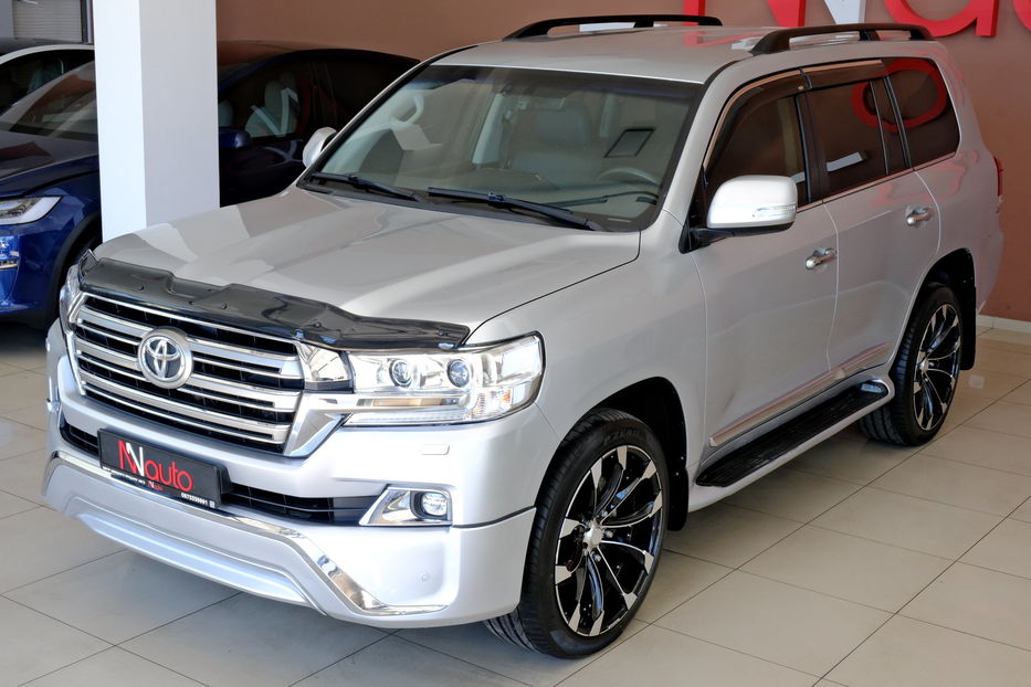 Продам Toyota Land Cruiser 200 2018 года в Одессе