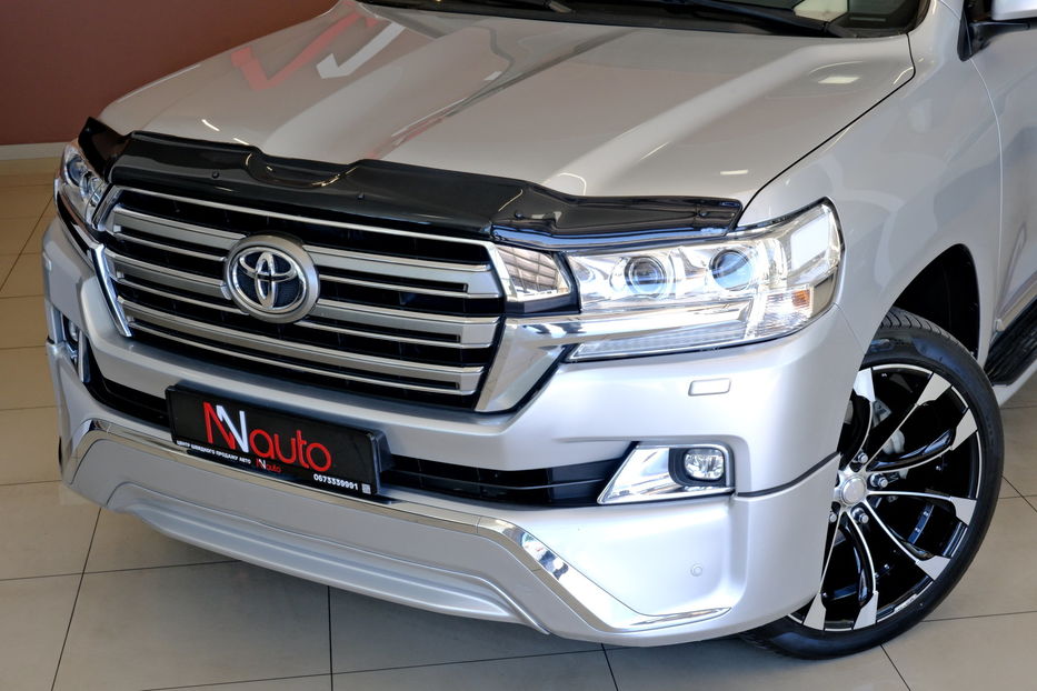 Продам Toyota Land Cruiser 200 2018 года в Одессе
